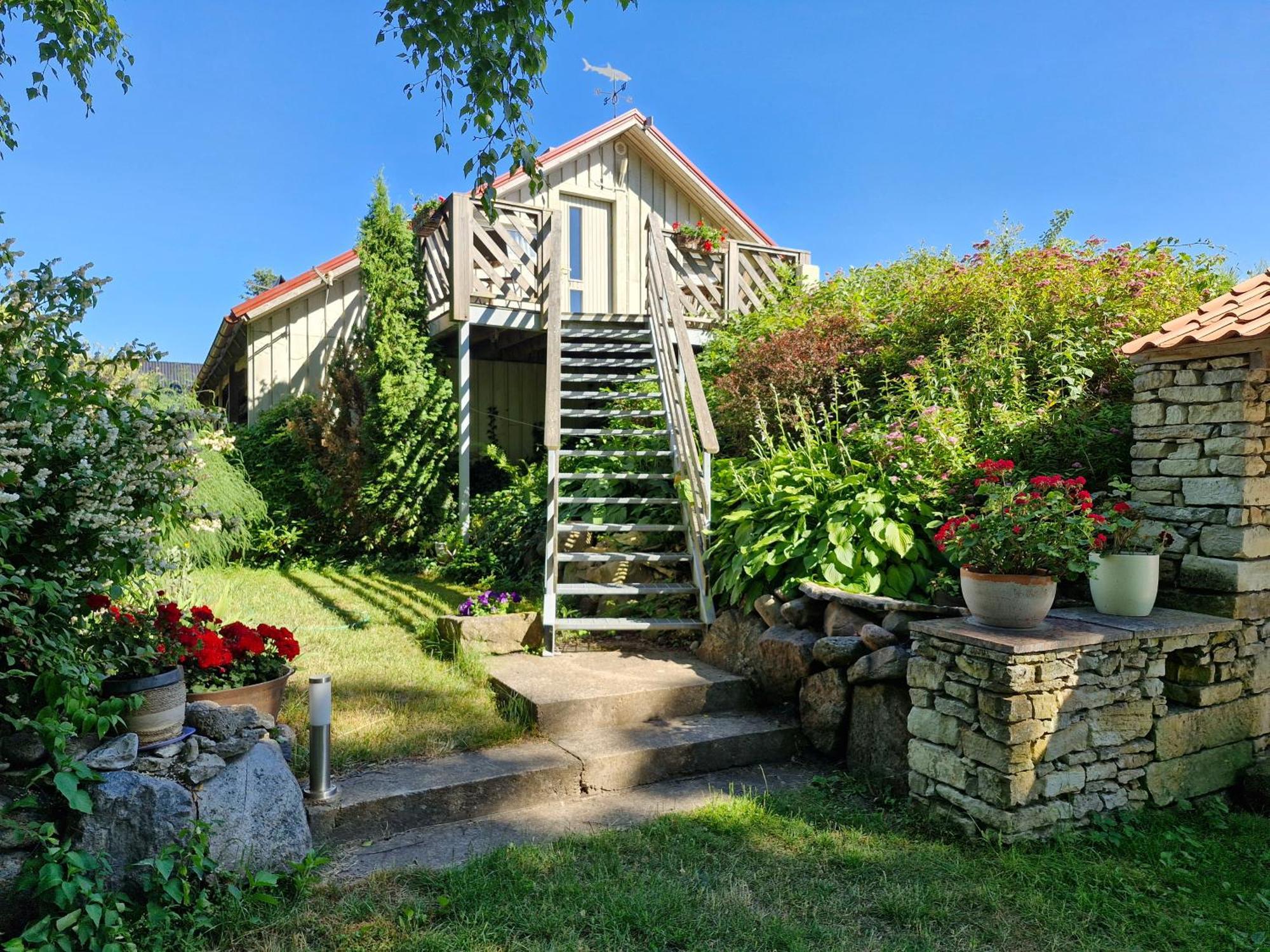 Piibelehe Guest Accommodation Kuressaare Exteriér fotografie