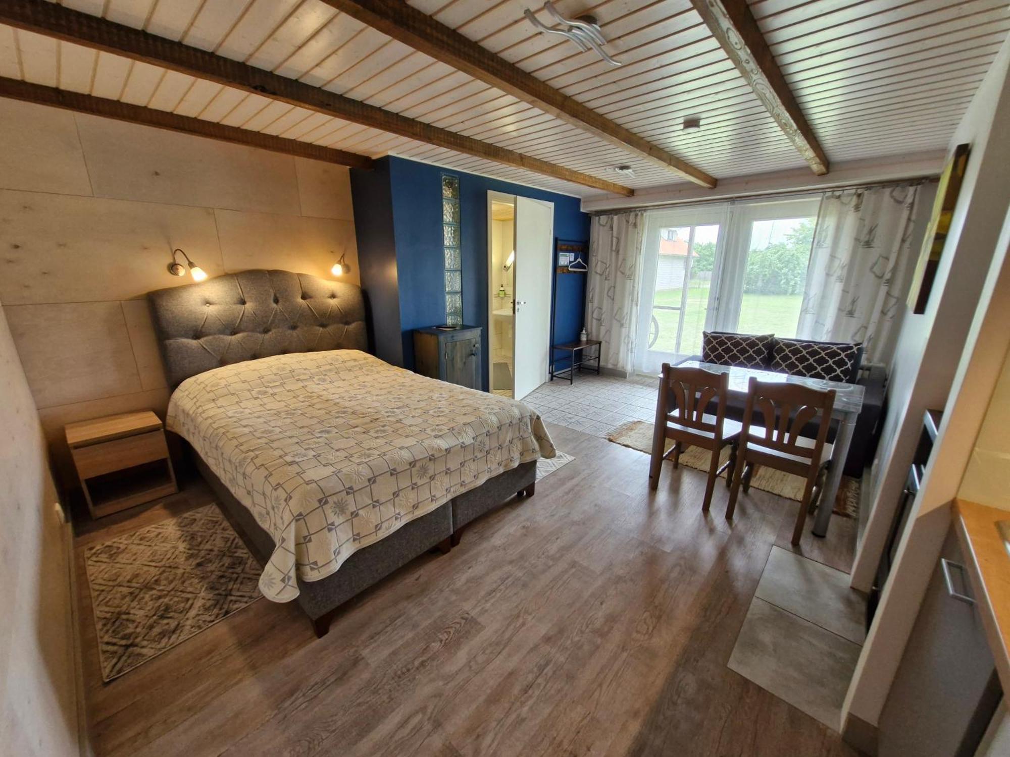Piibelehe Guest Accommodation Kuressaare Exteriér fotografie
